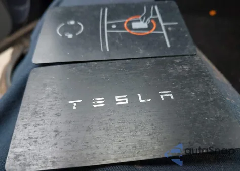 2021 Tesla Model Y Long Range Dual Motor All-Wheel Drive from USA, damaged, VIN 5YJYGAEE0MF299151